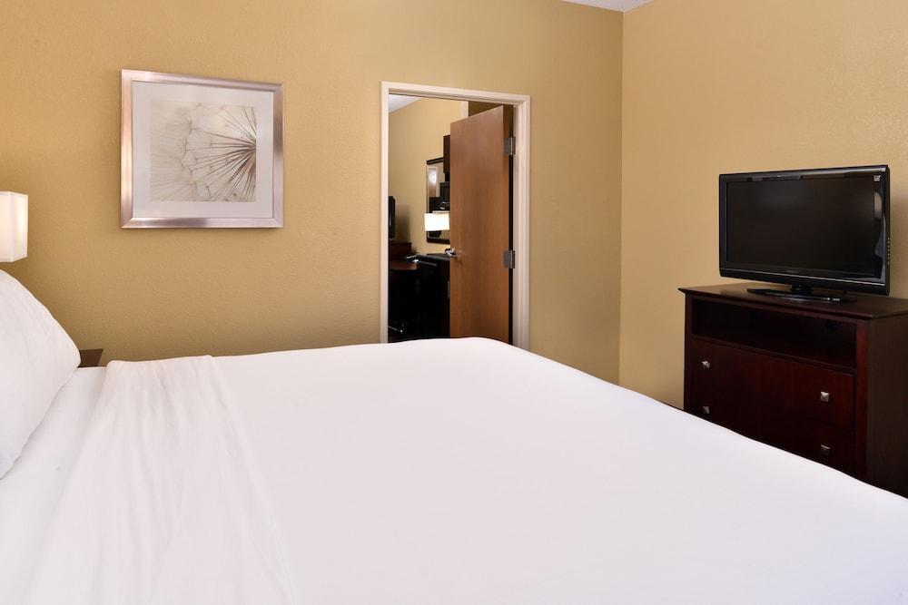Holiday Inn Express Hotel & Suites Cincinnati-North/Шаронвілл Екстер'єр фото