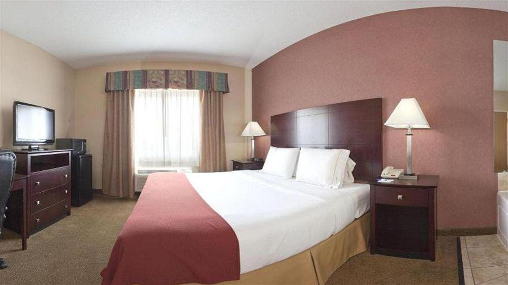 Holiday Inn Express Hotel & Suites Cincinnati-North/Шаронвілл Екстер'єр фото